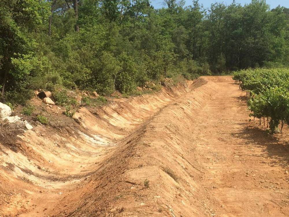 Création de chemins à Brignoles